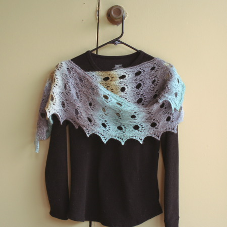 wet blocking lace - finished and unpinned