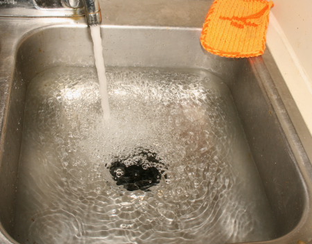 wet blocking knit lace - a photo tutorial