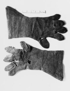 Gunnister Man's gloves from A History of Hand Knitting
