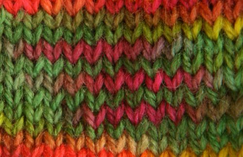 knitting hand dyed yarn 