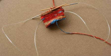 knittign socks - make a gauge swatch