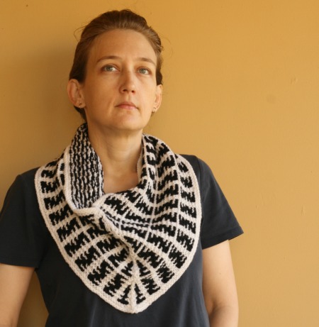 Doric - a mosaic cowl in two sizes