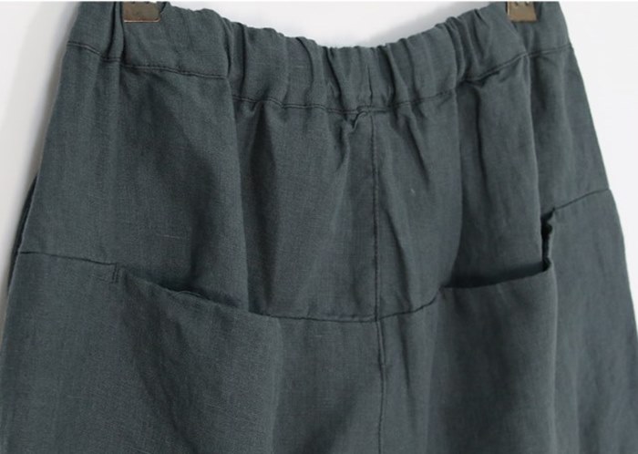 Bustle - a free knit shawl pattern